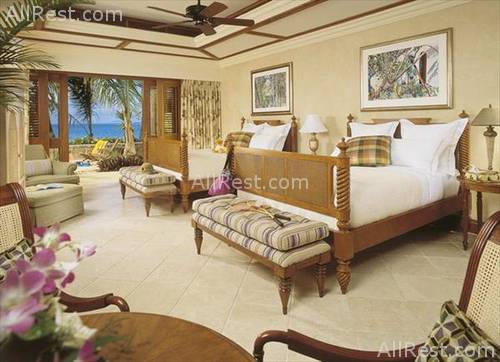 One & Only Le Saint Geran 19